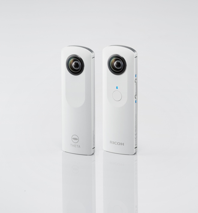 RICOH THETA